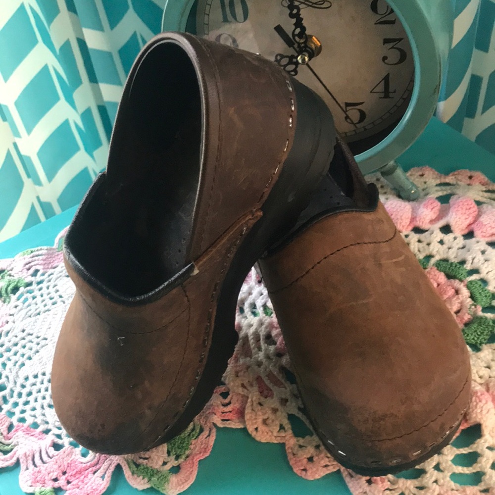 Kid’s clogs